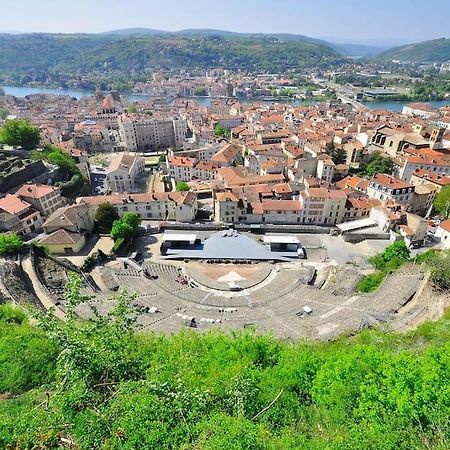 Vienne: Appartement Au Coeur Du Centre Historique Vienne  Exteriér fotografie